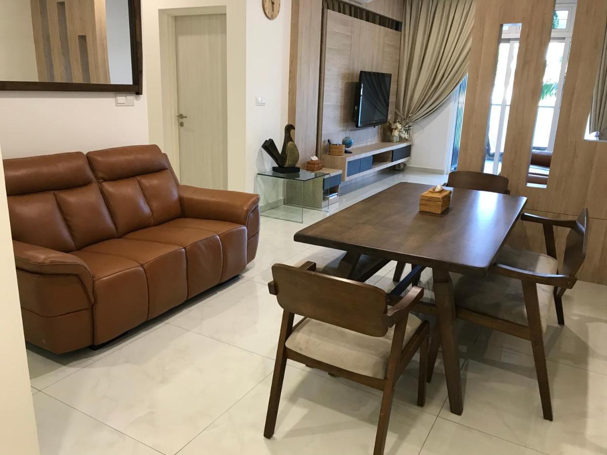 Apartmán Rebec 5Pax At Aeon,Toppen,Ikea Tebrau Johor Bahru Exteriér fotografie